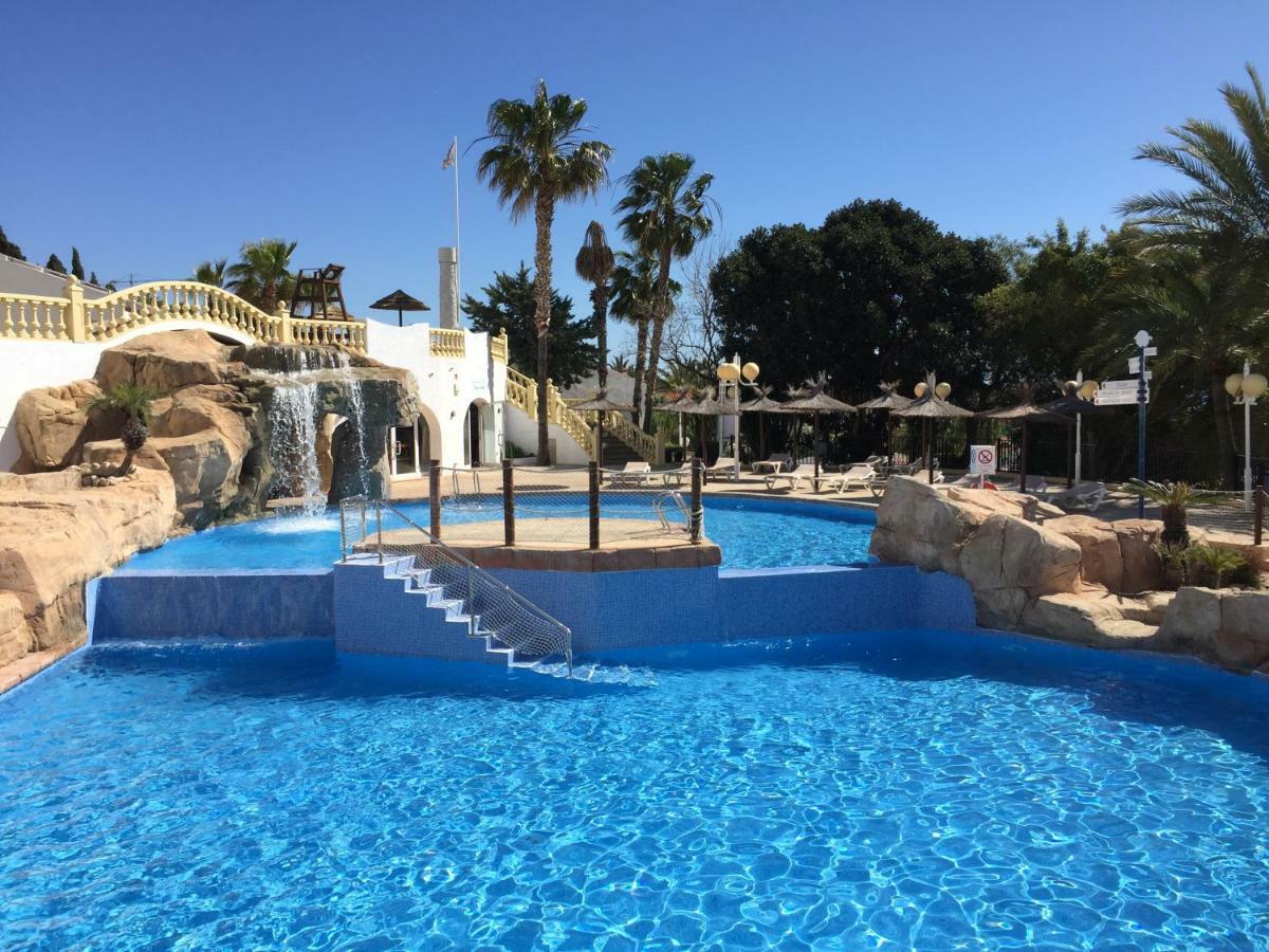 Bungalow Imperial Calpe Exteriör bild